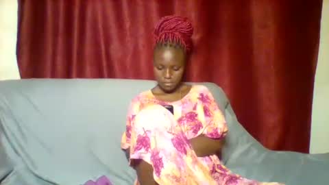 cutey_lunar online show from February 2025 03:26:01 PM