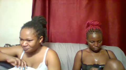 cutey_lunar online show from February 2025 07:13:01 PM