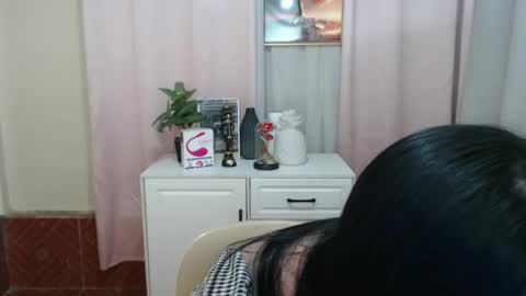 Snapshot of cutie_asianwoman chatting on December 2024 02:49:02 AM cutie_asianwoman online show from December 2024 02:49:02 AM