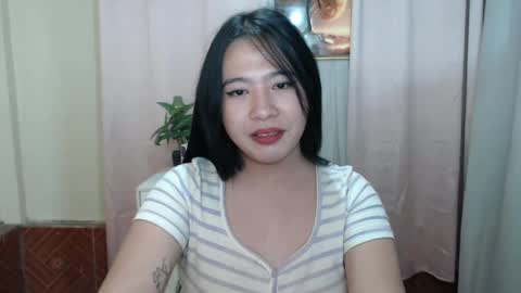 Snapshot of cutie_asianwoman chatting on January 2025 07:24:01 AM cutie_asianwoman online show from January 2025 07:24:01 AM