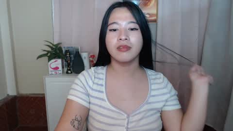 Snapshot of cutie_asianwoman chatting on January 2025 10:16:02 PM cutie_asianwoman online show from January 2025 10:16:02 PM
