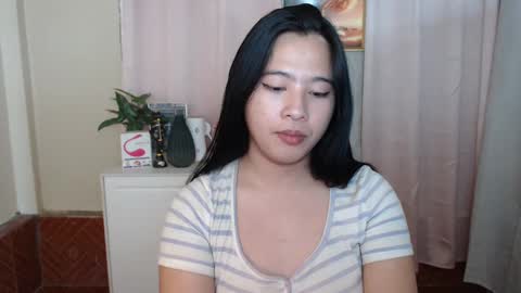 Snapshot of cutie_asianwoman chatting on January 2025 11:24:01 PM cutie_asianwoman online show from January 2025 11:24:01 PM