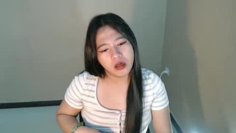 Snapshot of cutie_asianwoman chatting on February 2025 11:34:01 PM cutie_asianwoman online show from February 2025 11:34:01 PM