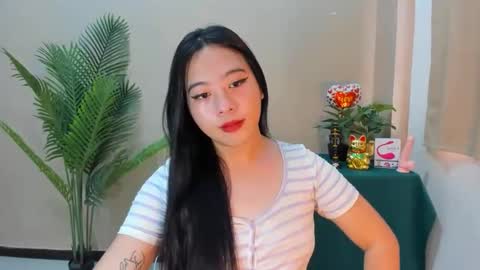 Snapshot of cutie_asianwoman chatting on September 2025 06:24:02 AM cutie_asianwoman online show from September 2025 06:24:02 AM