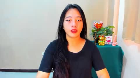 Snapshot of cutie_asianwoman chatting on September 2025 06:37:02 AM cutie_asianwoman online show from September 2025 06:37:02 AM