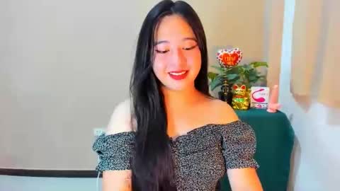 Snapshot of cutie_asianwoman chatting on October 2025 07:50:01 AM cutie_asianwoman online show from October 2025 07:50:01 AM