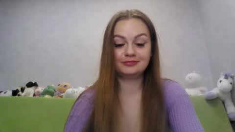 Chloe online show from April 2026 10:59:01 PM