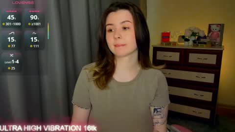 Snapshot of cutie_mili chatting on May 2026 09:16:02 AM mili online show from May 2026 09:16:02 AM