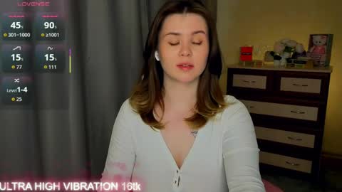 Snapshot of cutie_mili chatting on May 2026 09:37:02 AM mili online show from May 2026 09:37:02 AM