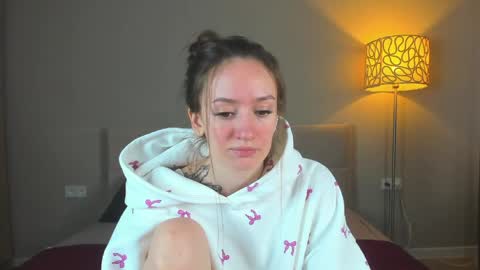 Kate online show from May 2026 10:36:01 AM