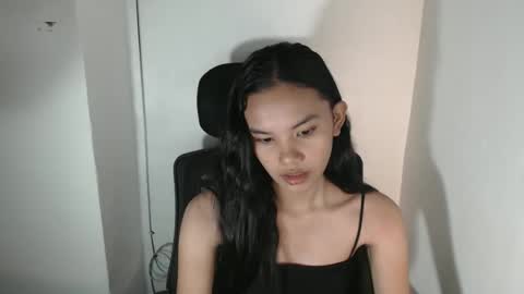 cutiee_lily2 online show from May 2026 06:10:02 AM