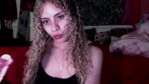 cutiekaylee online show from November 2025 03:16:02 AM