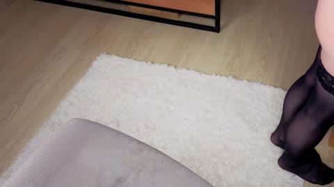 Vikki online show from February 2026 11:00:01 PM