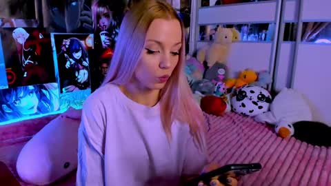 Nora online show from January 2025 12:48:01 AM