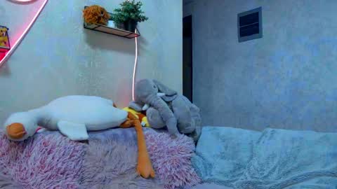 cuttiebunny online show from May 2026 12:52:02 AM