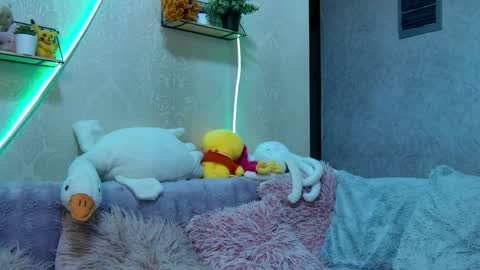 cuttiebunny online show from May 2026 11:34:04 PM