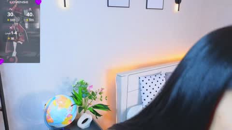 Snapshot of cweneharwick chatting on January 2025 03:11:01 PM Welcome in my room My name is Mila did you miss me lets play - check menu to have fun online show from January 2025 03:11:01 PM