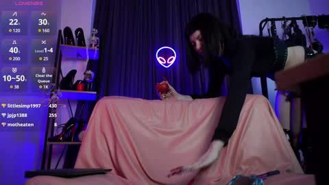 Lily Goddess online show from December 2024 07:16:02 AM