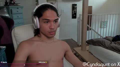 Snapshot of cyndaqunt chatting on November 2025 11:37:02 PM Cyndaqunt online show from November 2025 11:37:02 PM