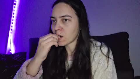 Snapshot of cyndee_winter chatting on December 2024 11:38:02 PM Cyndee Winter online show from December 2024 11:38:02 PM