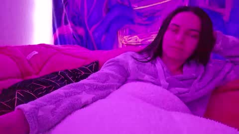 Snapshot of cyndee_winter chatting on January 2025 07:42:01 PM Cyndee Winter online show from January 2025 07:42:01 PM