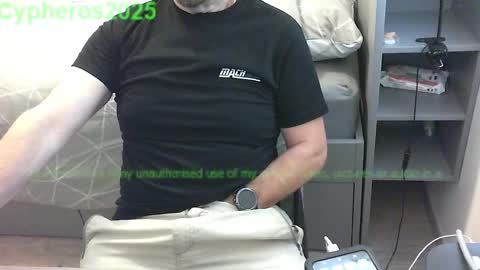 Snapshot of cypheros2025 chatting on November 2025 06:31:01 PM Chris online show from November 2025 06:31:01 PM