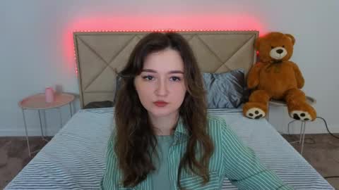 Cyrena online show from May 2026 05:45:02 AM