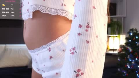 Snapshot of czamabech chatting on December 2024 01:08:01 AM Isabella online show from December 2024 01:08:01 AM