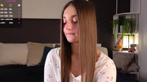 Snapshot of czamabech chatting on January 2025 01:08:01 AM Isabella online show from January 2025 01:08:01 AM