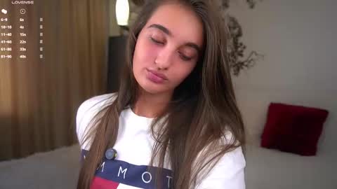 Snapshot of czamabech chatting on September 2025 01:33:01 AM Isabella online show from September 2025 01:33:01 AM