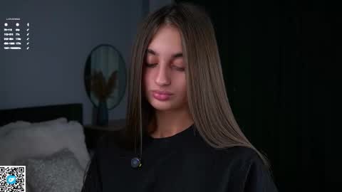 Snapshot of czamabech chatting on October 2025 01:09:02 AM Isabella online show from October 2025 01:09:02 AM