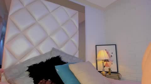 Kim online show from December 2024 08:26:01 AM