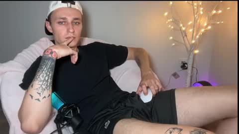 Snapshot of da_danya chatting on October 2025 03:59:02 AM da_danya online show from October 2025 03:59:02 AM