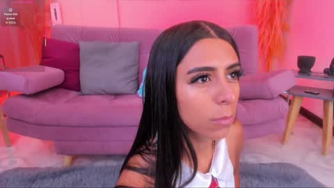 Daniela  online show from November 2025 12:20:01 PM