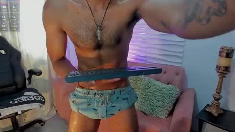 Mauricio online show from January 2025 02:33:02 PM