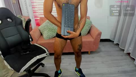 Mauricio online show from February 2025 03:39:02 PM