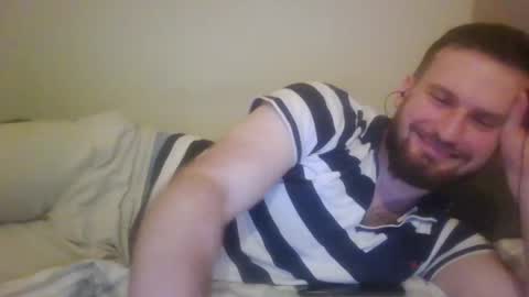 Snapshot of dabsipabsi chatting on May 2026 09:43:01 PM dabsipabsi online show from May 2026 09:43:01 PM