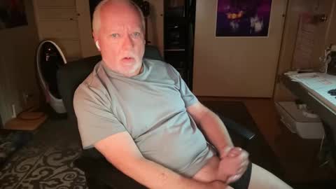 Snapshot of dadbate23 chatting on March 2026 11:10:01 AM dadbate23 online show from March 2026 11:10:01 AM