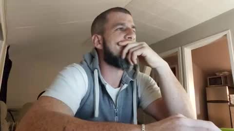 Snapshot of daddo1477 chatting on November 2025 02:33:02 AM daddo1477 online show from November 2025 02:33:02 AM