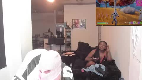 Snapshot of daddyandcoco chatting on February 2026 05:07:02 AM daddyandcoco online show from February 2026 05:07:02 AM