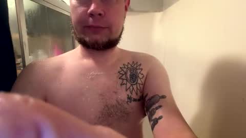 Snapshot of daddycam33 chatting on April 2026 12:24:02 AM DaddyCam33 online show from April 2026 12:24:02 AM