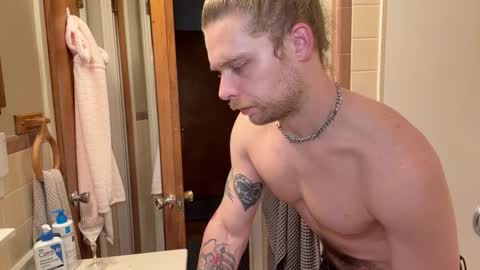 DaddydayDrinkz online show from November 2025 08:58:01 AM