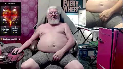 Snapshot of daddydom4fun chatting on March 2026 11:10:01 PM Daddydom4fun online show from March 2026 11:10:01 PM