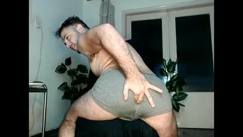 Greekboy28 online show from September 2025 09:47:02 AM