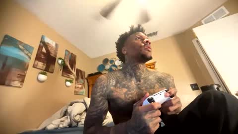 sexy tatted king bbc online show from April 2026 02:00:02 PM