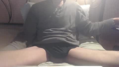 Snapshot of daddylove2017 chatting on December 2024 02:36:02 PM alby online show from December 2024 02:36:02 PM