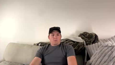 Snapshot of daddynsunshine chatting on May 2026 12:38:01 AM daddynsunshine online show from May 2026 12:38:01 AM