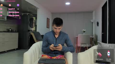 Snapshot of daddyrich4u chatting on November 2025 04:18:02 PM daddyrich4u online show from November 2025 04:18:02 PM