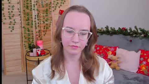 Snapshot of daddys_favorit chatting on December 2024 06:12:02 PM Jane online show from December 2024 06:12:02 PM