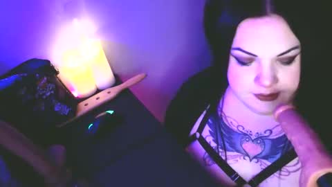 Snapshot of daddyslilcumslxt chatting on November 2025 04:34:01 AM daddyslilcumslxt online show from November 2025 04:34:01 AM